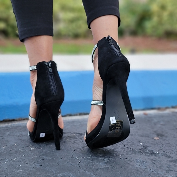 Women's Black Rhinestone Triple Strap High Heel Sandals - Picture 5 of 5